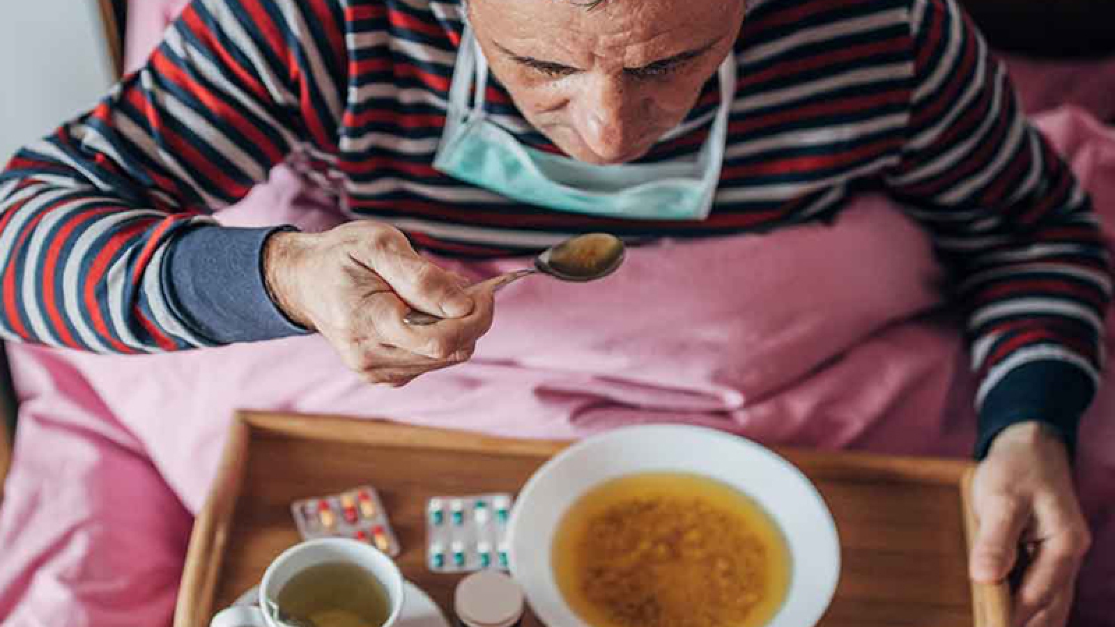 تغذیه بیمار کرونایی