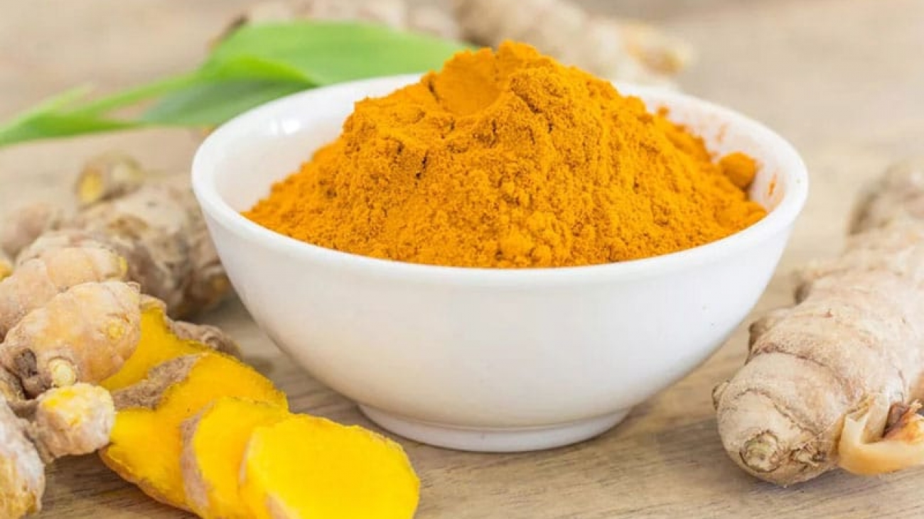 زردچوبه-برای-لاغری